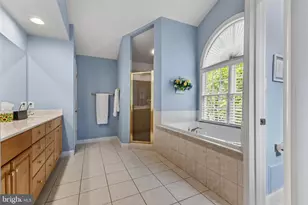 15006 Ransom Oaks Ct, Gainesville, VA 20155 - Photo 25