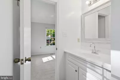 5079 Lambsgate Lane, Woodbridge, VA 22193 - Photo 15