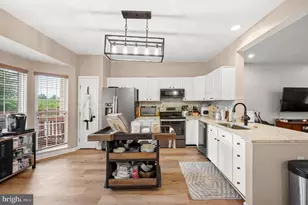 7005 Manahoac Pl, Gainesville, VA 20155 - Photo 5