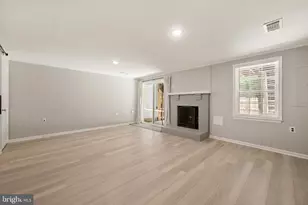12710 Lockleven Ln, Woodbridge, VA 22192 - Photo 25