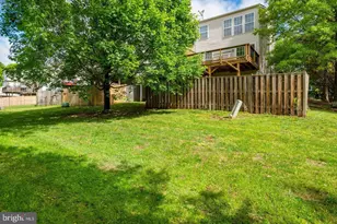 7057 Sauvage Ln, Gainesville, VA 20155 - Photo 3