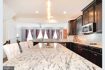 10698 Viewmont Lane, Manassas, VA 20112 - Photo 3