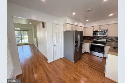 12224 Dapple Gray Court, Woodbridge, VA 22192 - Photo 19