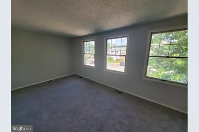 13524 Bentley Circle, Woodbridge, VA 22192 - Photo 9