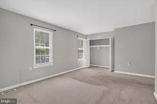 14083 Fallbrook Ln, Woodbridge, VA 22193 - Photo 13