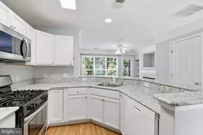 3842 Clore Place #3842, Woodbridge, VA 22192 - Photo 9