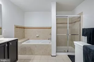 16821 Nuttal Oak Pl, Woodbridge, VA 22191 - Photo 17