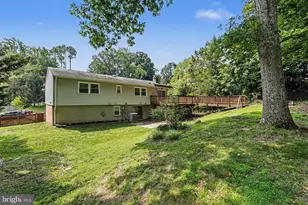 5529 Neddleton Ave, Woodbridge, VA 22193 - Photo 3