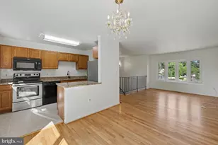 14356 Shaw Ct, Woodbridge, VA 22193 - Photo 7
