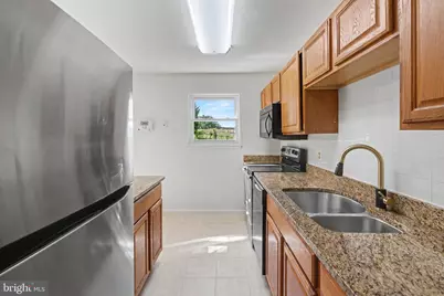 14356 Shaw Court, Woodbridge, VA 22193 - Photo 5
