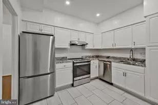 12883 Cara Dr, Woodbridge, VA 22192 - Photo 15