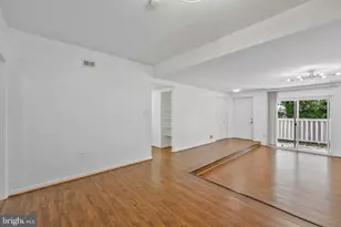12883 Cara Dr, Woodbridge, VA 22192 - Photo 13