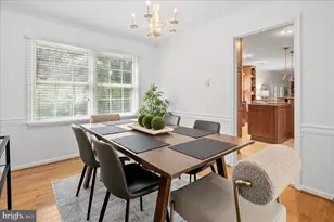 12518 Hedges Run Dr, Woodbridge, VA 22192 - Photo 7