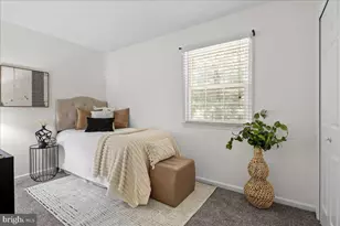 12518 Hedges Run Dr, Woodbridge, VA 22192 - Photo 25
