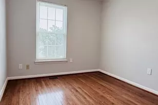 13042 Hunterbrook Dr, Woodbridge, VA 22192 - Photo 13