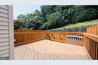 13042 Hunterbrook Drive, Woodbridge, VA 22192 - Photo 21