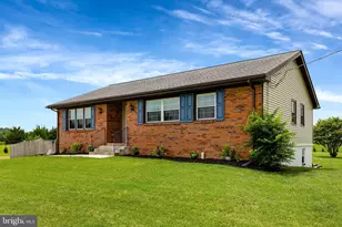 10913 Crockett Rd, Nokesville, VA 20181 - Photo 3