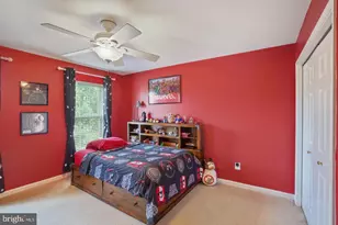 6755 Calthorpe Pl, Gainesville, VA 20155 - Photo 11