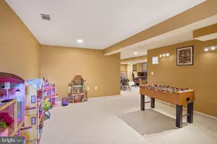 6755 Calthorpe Pl, Gainesville, VA 20155 - Photo 15