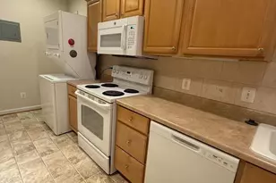 10892 Clara Barton Dr, Bristow, VA 20136 - Photo 11