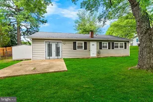 15105 Cloverdale Rd, Woodbridge, VA 22193 - Photo 3