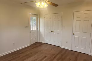 13609 Holly Ridge Ln, Gainesville, VA 20155 - Photo 3