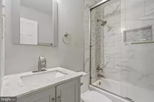 14707 Dunbar Ln, Woodbridge, VA 22193 - Photo 19