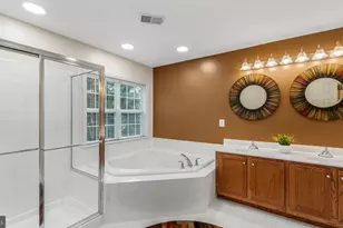 2098 Powells Landing Cir, Woodbridge, VA 22191 - Photo 33