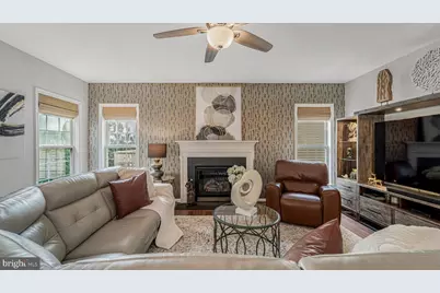 2098 Powells Landing Circle, Woodbridge, VA 22191 - Photo 5