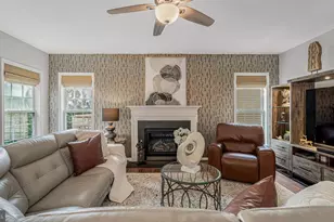 2098 Powells Landing Cir, Woodbridge, VA 22191 - Photo 5
