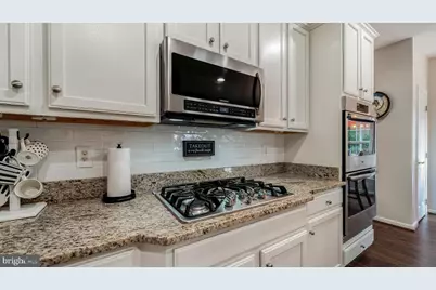 2098 Powells Landing Circle, Woodbridge, VA 22191 - Photo 21