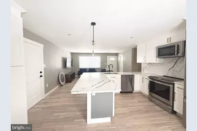 13223 Hawthorn Lane, Woodbridge, VA 22193 - Photo 5