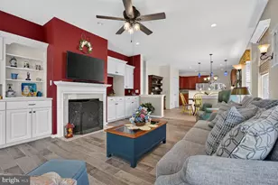 17451 Four Seasons Dr, Dumfries, VA 22025 - Photo 23