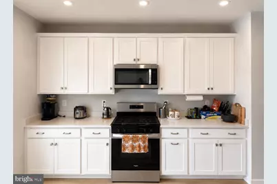8296 Knight Station Way, Manassas, VA 20110 - Photo 9