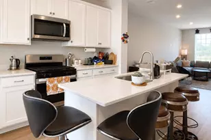 8296 Knight Station Way, Manassas, VA 20110 - Photo 11