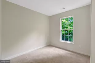 7057 Sauvage Ln, Gainesville, VA 20155 - Photo 25