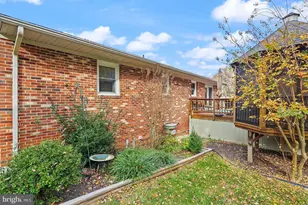 2521 Youngs Dr, Haymarket, VA 20169 - Photo 5