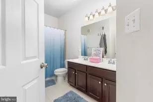 2714 Sheffield Hill Way, Woodbridge, VA 22191 - Photo 17