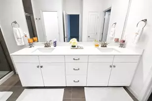 2592 Neabsco Common Pl, Woodbridge, VA 22191 - Photo 11