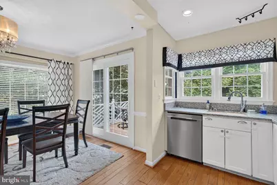 12831 Mill Brook Court, Woodbridge, VA 22192 - Photo 7