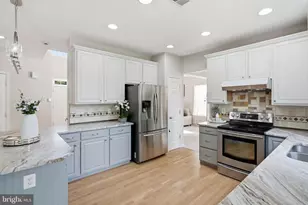 8159 Tenbrook Dr, Gainesville, VA 20155 - Photo 13