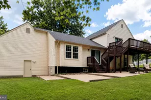 7825 Oak St, Manassas, VA 20111 - Photo 3