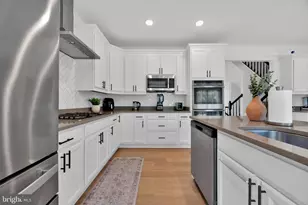 15260 Ballerina Loop, Woodbridge, VA 22193 - Photo 29