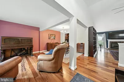 9571 Basilwood Drive, Manassas, VA 20110 - Photo 5