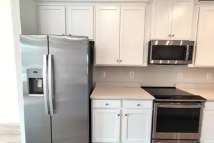 13742 Cobble Loop, Woodbridge, VA 22193 - Photo 3
