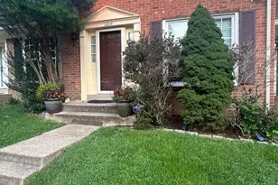11804 Golden Eagle Ct, Woodbridge, VA 22192 - Photo 1