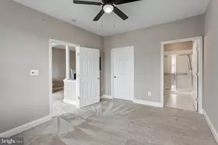 13890 Chelmsford Dr, Gainesville, VA 20155 - Photo 17