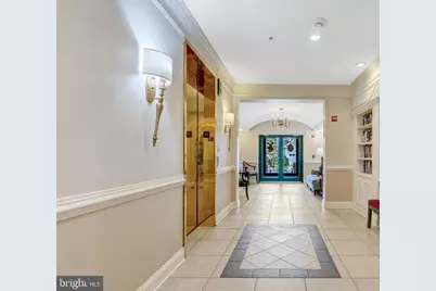 13890 Chelmsford Drive #305, Gainesville, VA 20155 - Photo 3