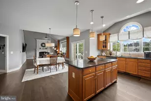 5221 Jacobs Creek Pl, Haymarket, VA 20169 - Photo 13