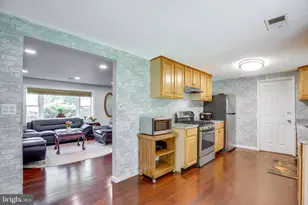 8407 Spruce St, Manassas, VA 20111 - Photo 9